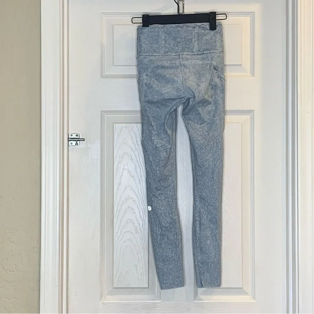 Lululemon Fast and Free Tight 25